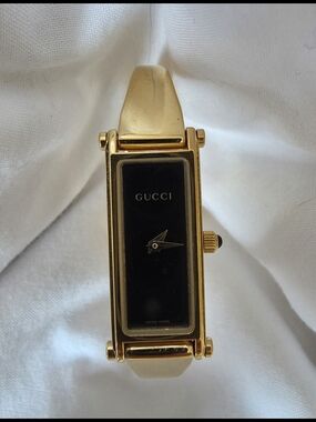 Gucci Gold-Tone Link Watch With New Battery